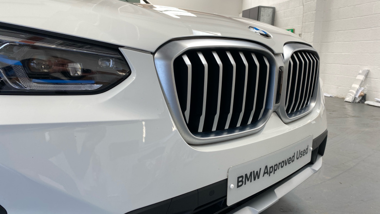 BMW X3 xDrive20i MHT xLine 5dr Step Auto Petrol Estate